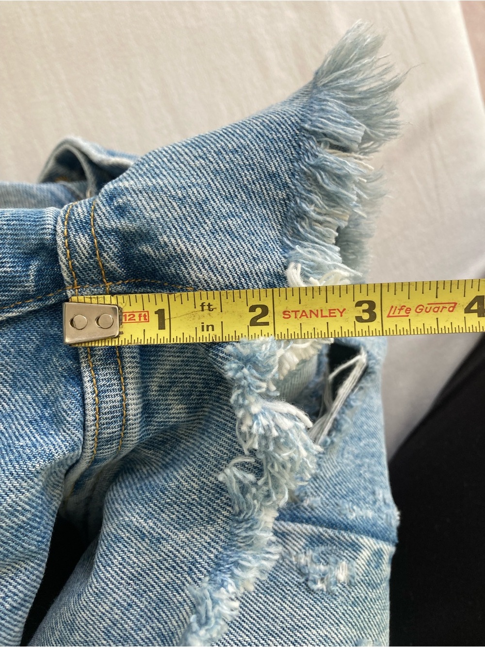 Agolde Parker Jean Shorts size 26 - Picture 6 of 10